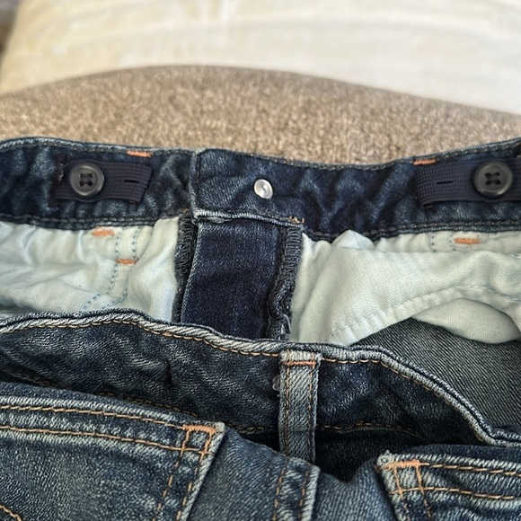 GapKids 1969 Bermuda shorts  sz 10 - Picture 2 of 2